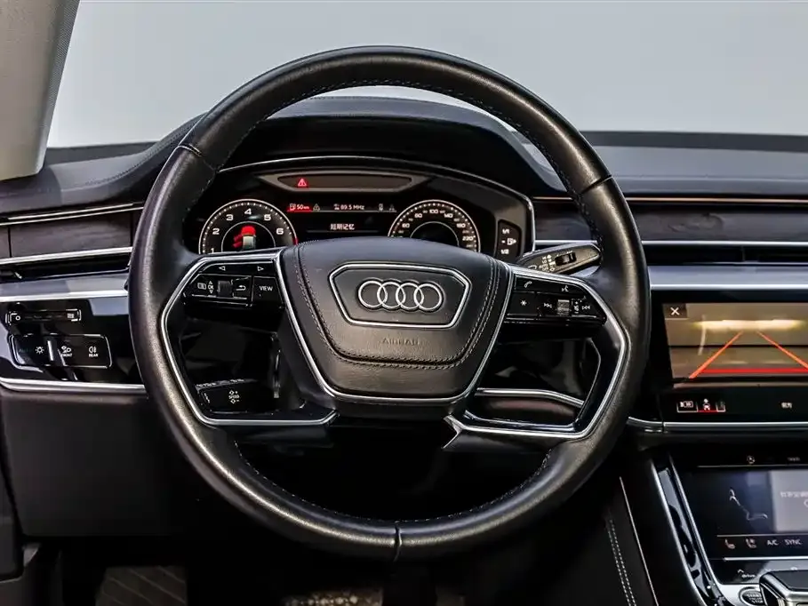 Audi A8 2022 из CN, фото 10
