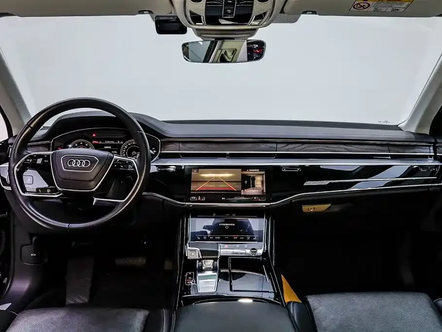 Audi A8 2022 из CN, фото 5