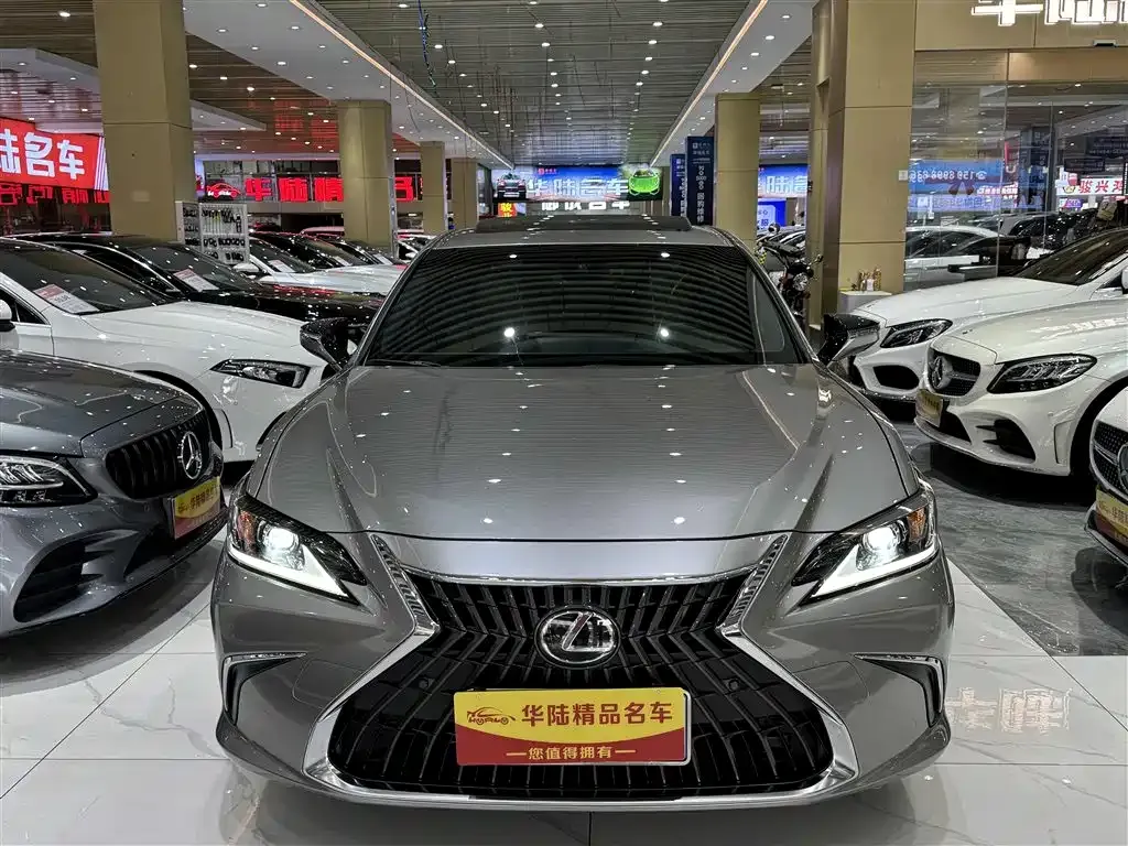 Lexus ES 2023 из CN, фото 2
