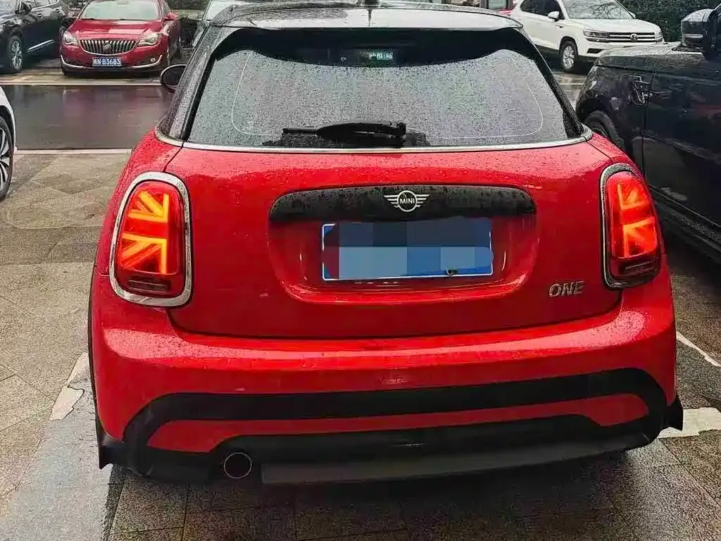MINI Cooper (3-door) 2023 из CN, фото 6