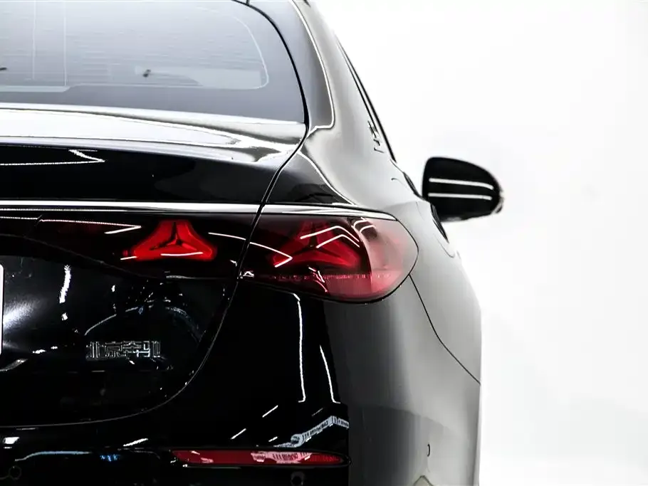 Mercedes-Benz E-Class 2024 из CN, фото 2