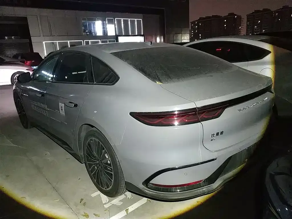 BYD Han 2025 из CN, фото 5