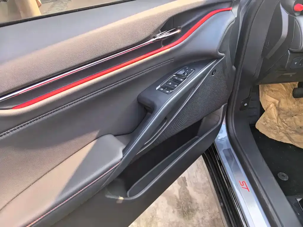 Ford Mondeo 2025 из CN, фото 6