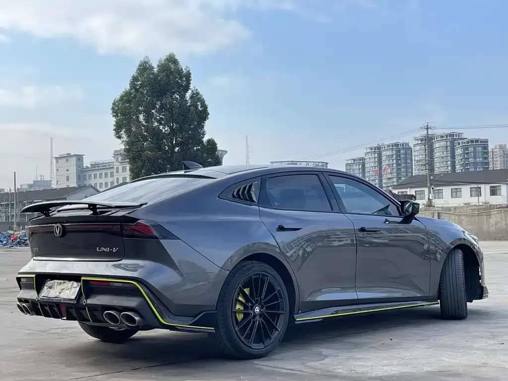 Changan UNI-V 2022 из CN, фото 3