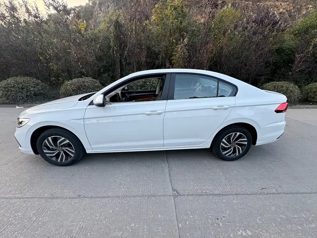 Volkswagen Bora 2025 из CN, фото 10