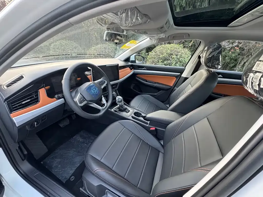 Volkswagen Bora 2025 из CN, фото 7