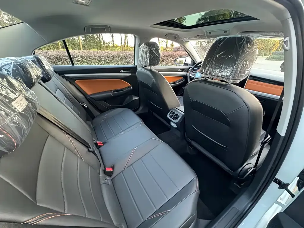 Volkswagen Bora 2025 из CN, фото 4
