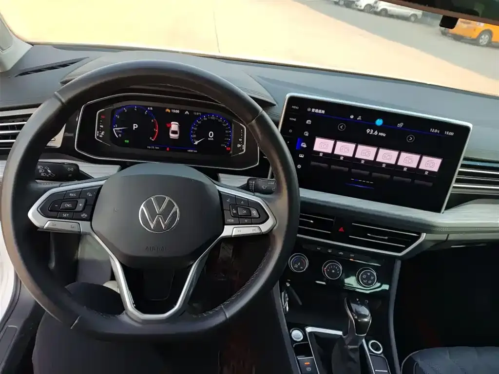 Volkswagen Sagitar 2023 из CN, фото 10