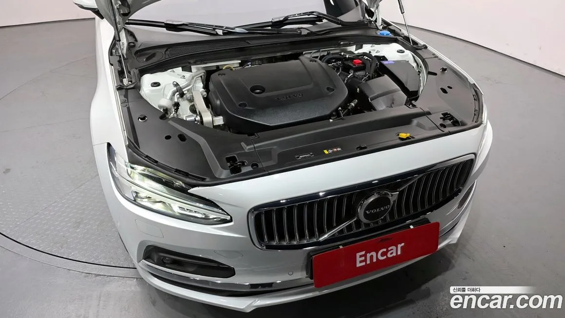 Volvo S90 — фото 9