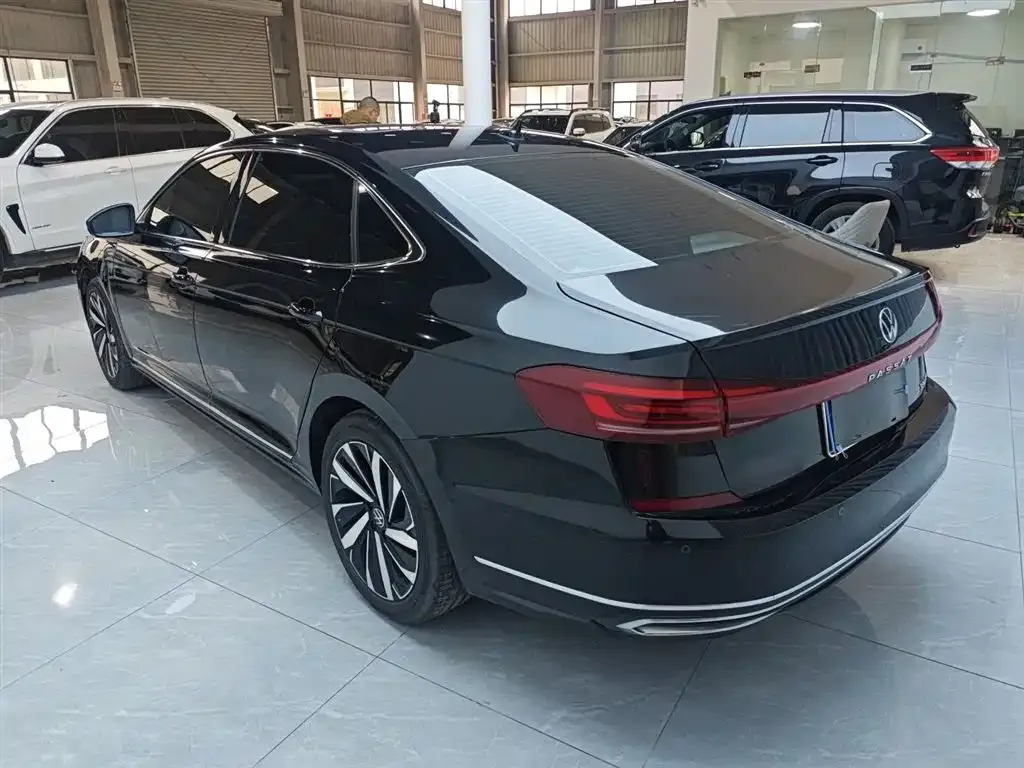 Volkswagen Passat 2024 из CN, фото 3