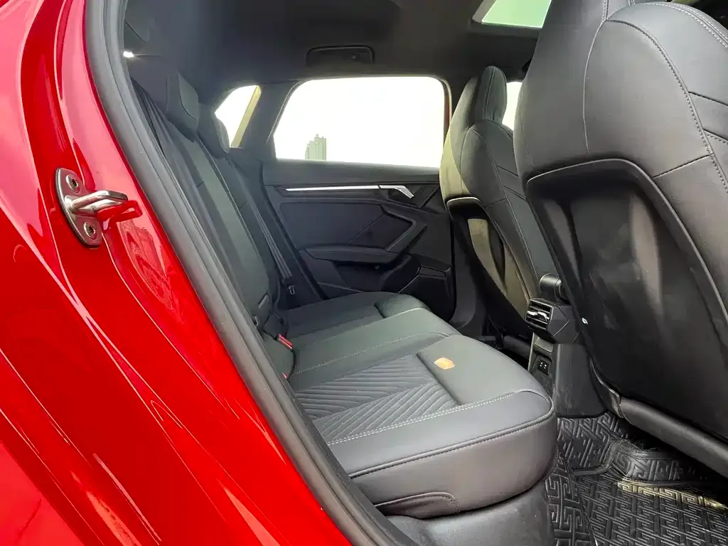Audi A3 2022 из CN, фото 2
