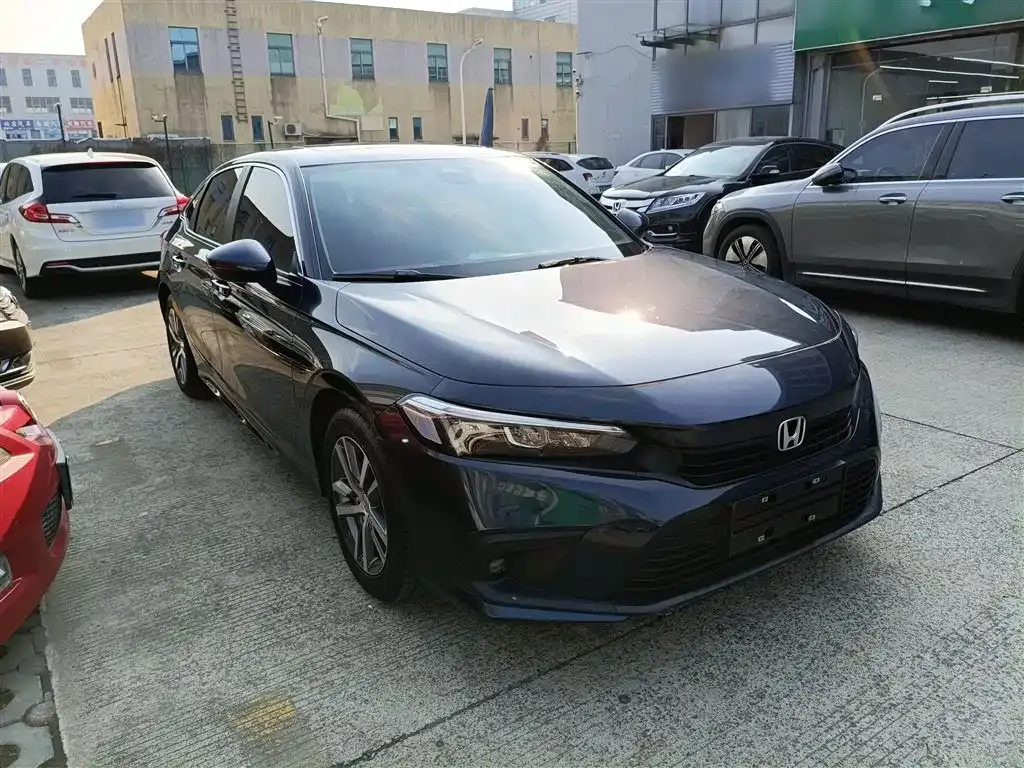 Honda Civic — фото 10
