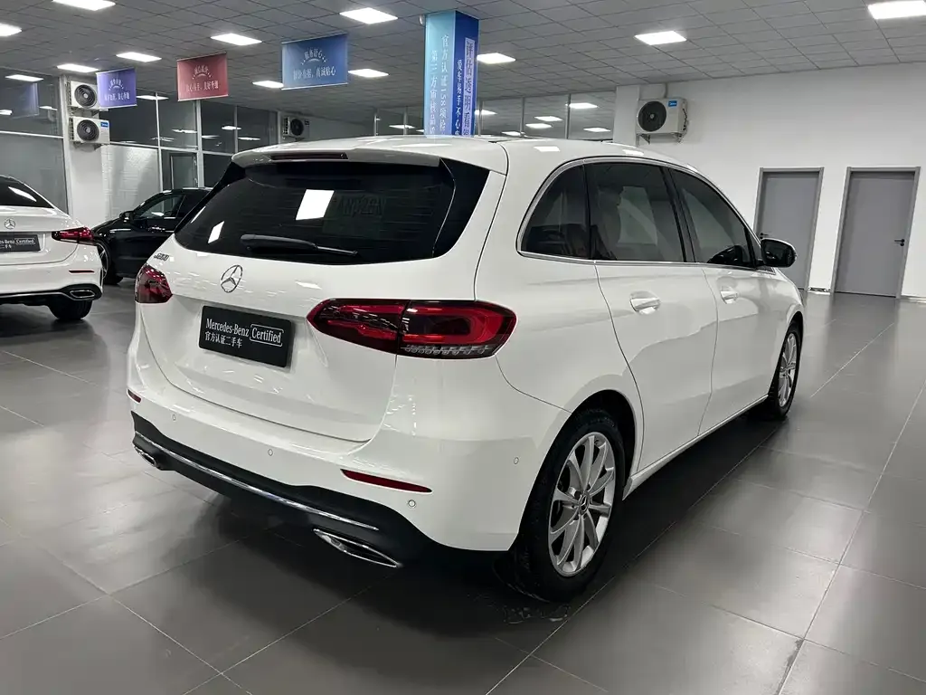 Mercedes-Benz B-Class 2023 из CN, фото 4