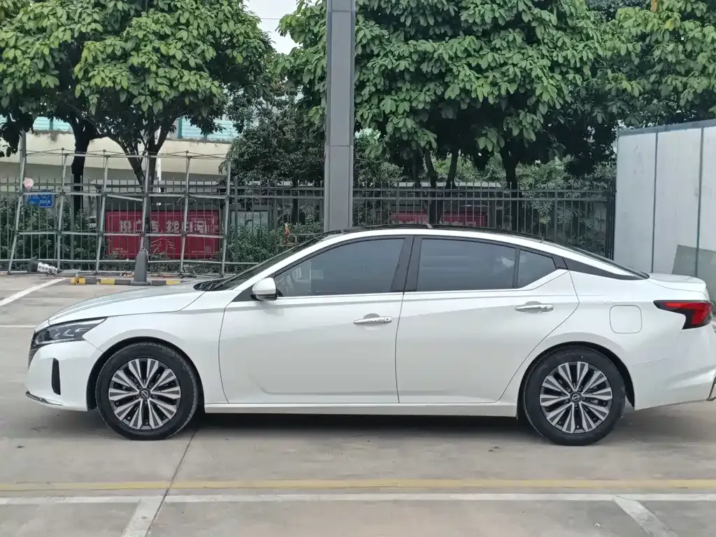Nissan Teana 2023 из CN, фото 9