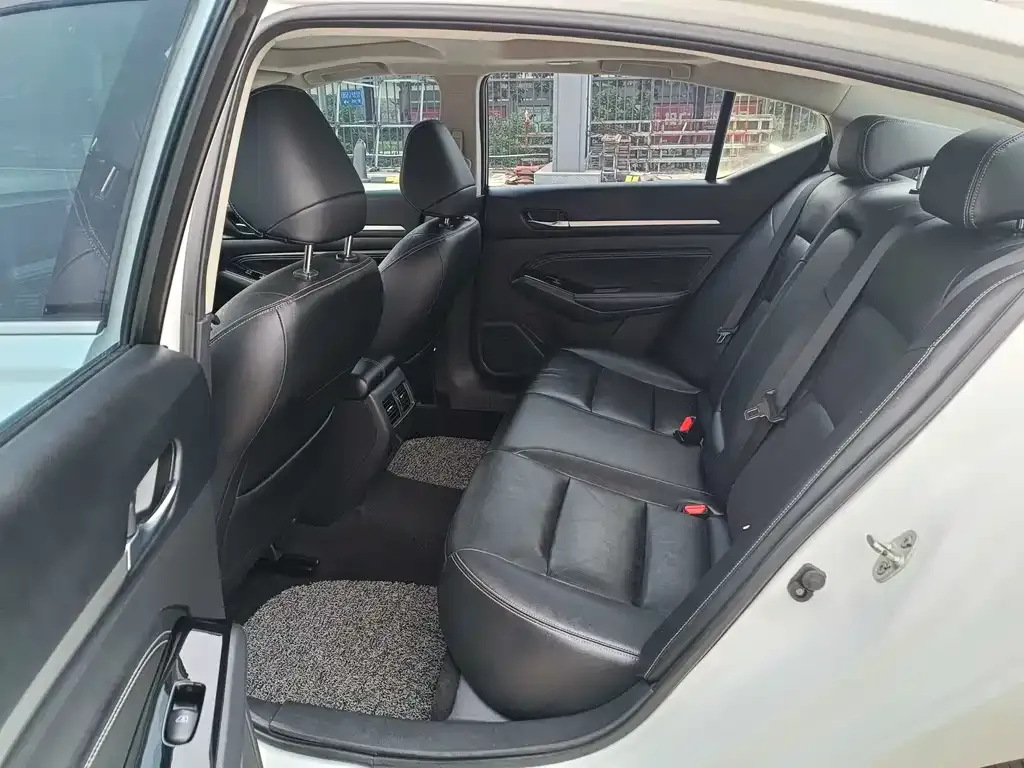 Nissan Teana 2023 из CN, фото 2