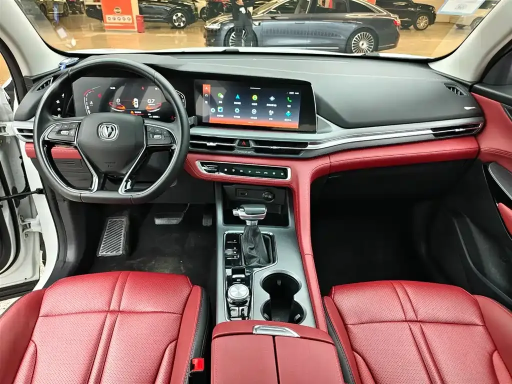 Changan CS75PLUS — фото 10