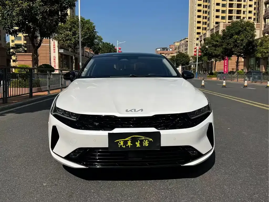 Kia K5 2022 из CN, фото 9