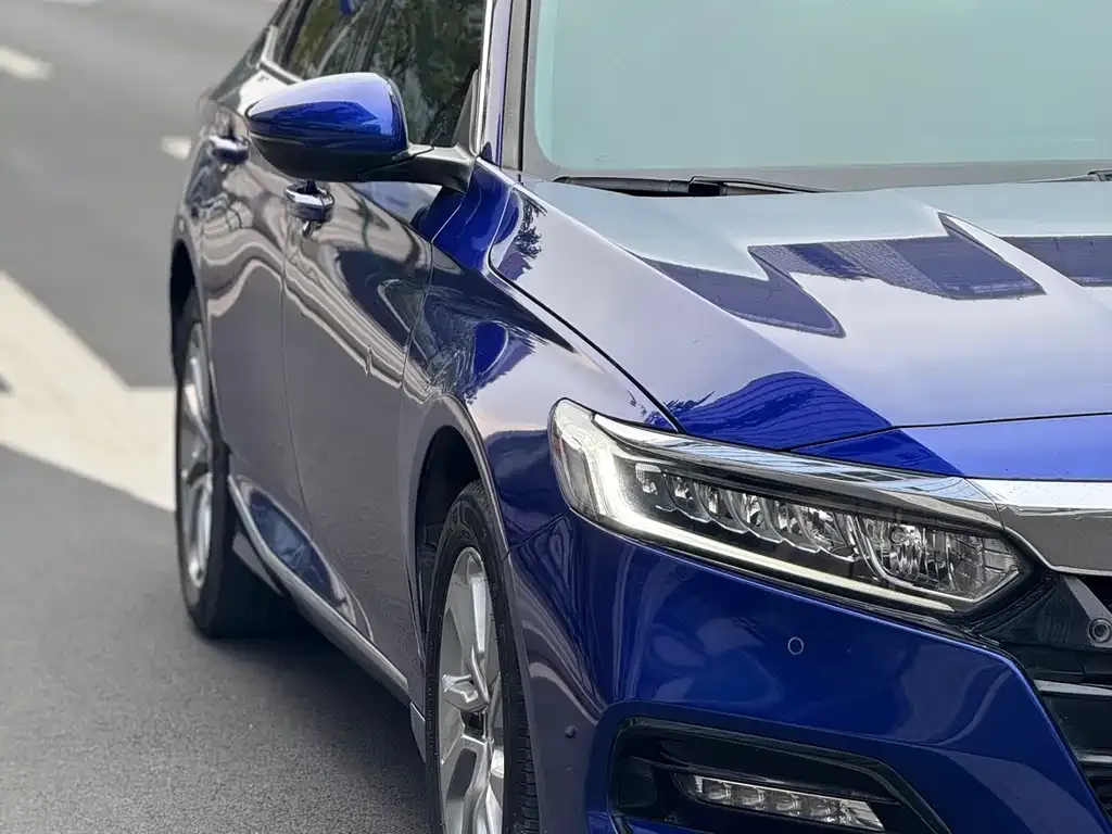 Honda Accord — фото 4
