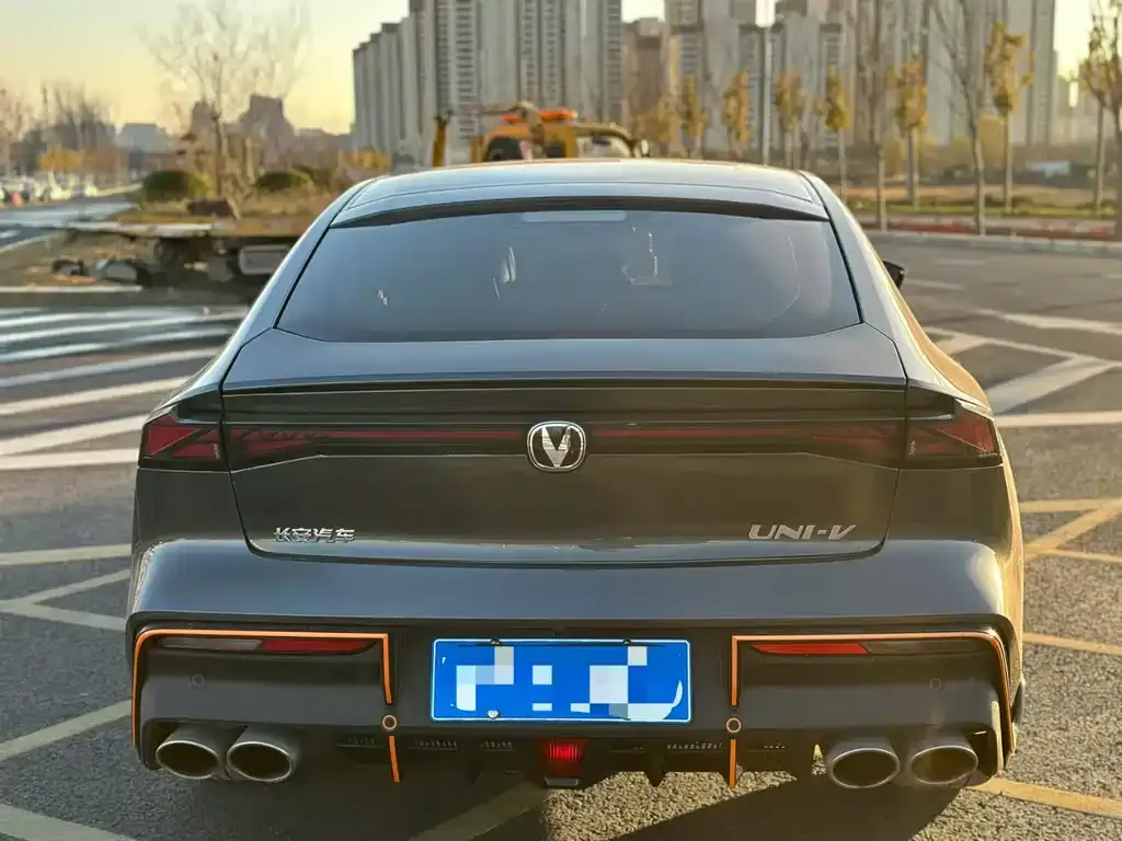 Changan UNI-V 2023 из CN, фото 8
