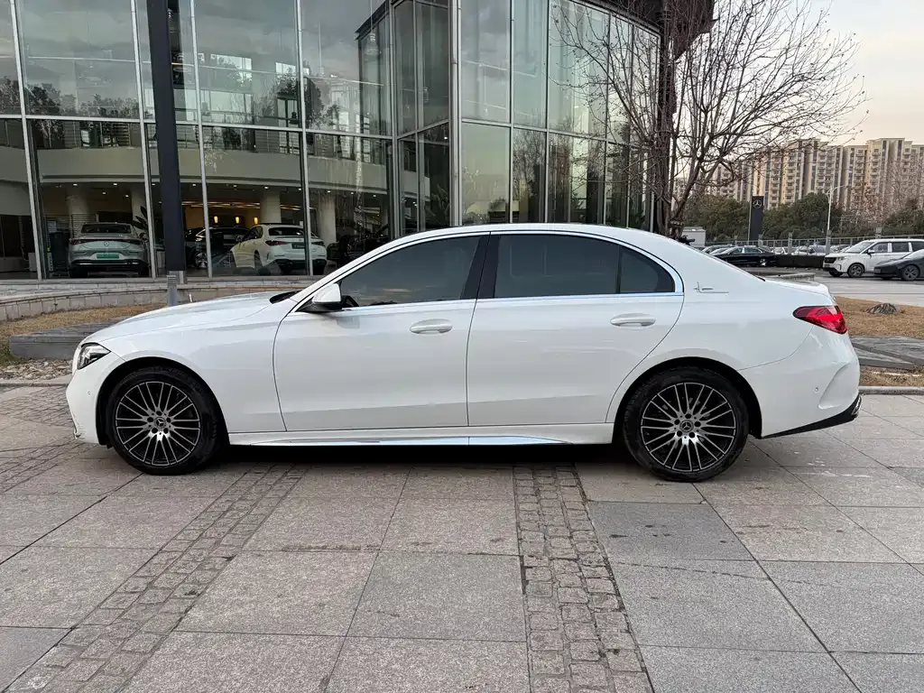 Mercedes-Benz C-Class 2023 из CN, фото 3
