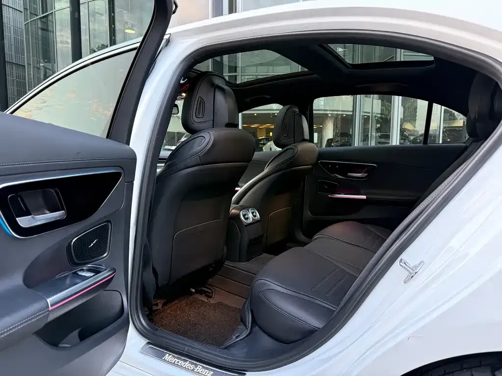 Mercedes-Benz C-Class 2023 из CN, фото 5