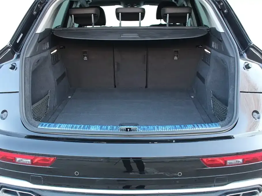 Audi Q5L 2022 из CN, фото 8