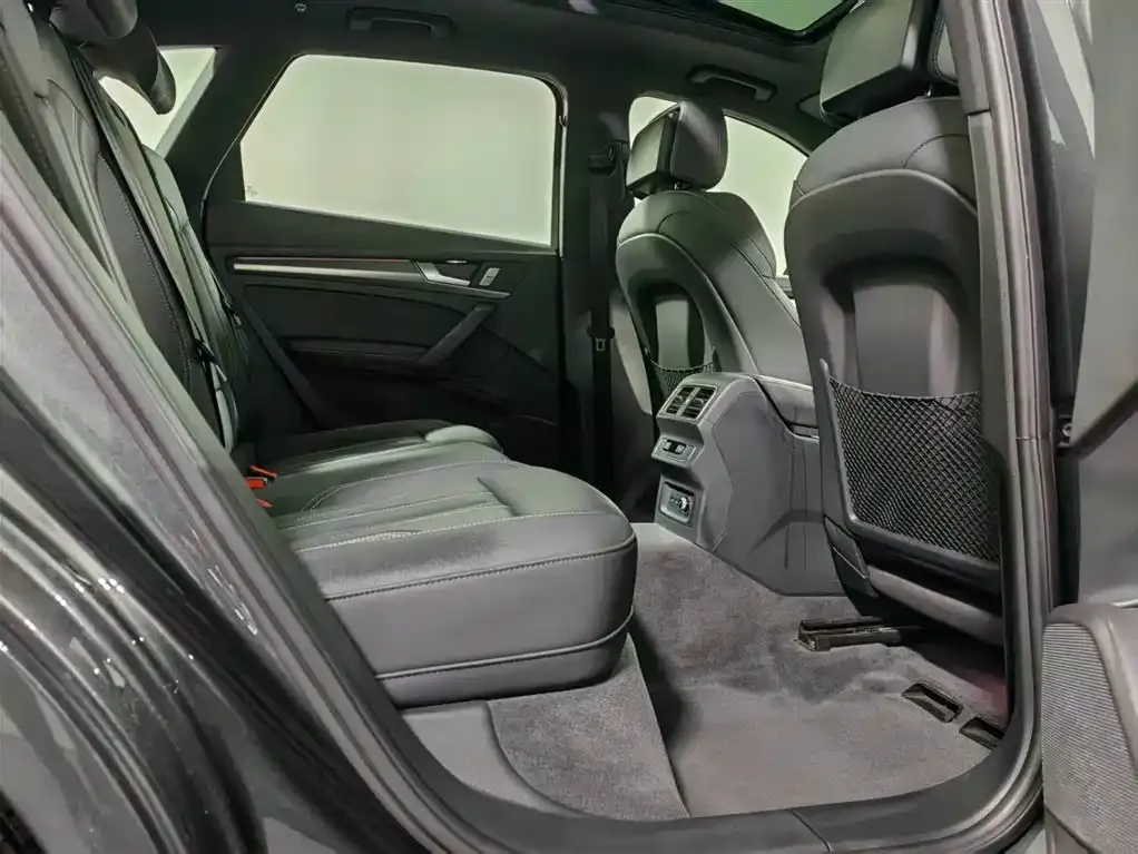 Audi Q5L 2023 из CN, фото 8