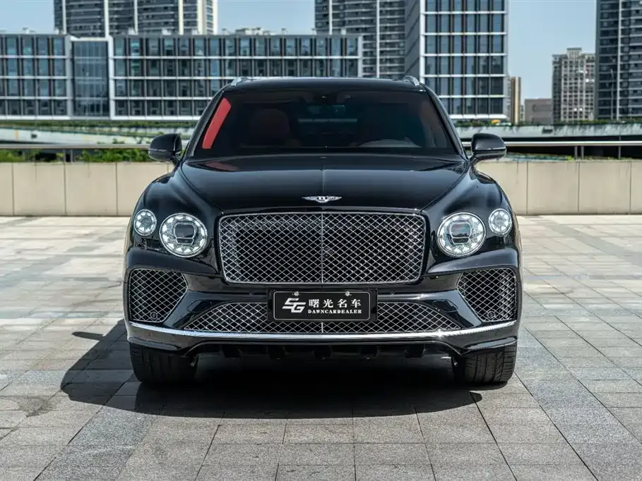Bentley Bentayga — фото 8