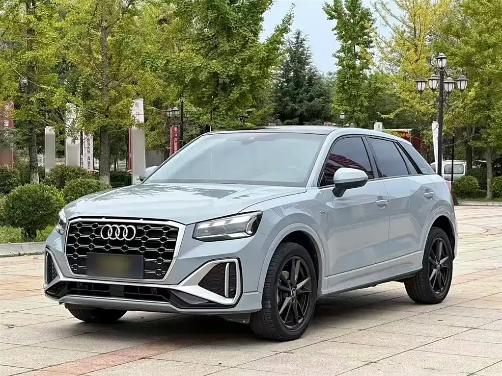 Audi Q2L 2023 из CN, фото 2