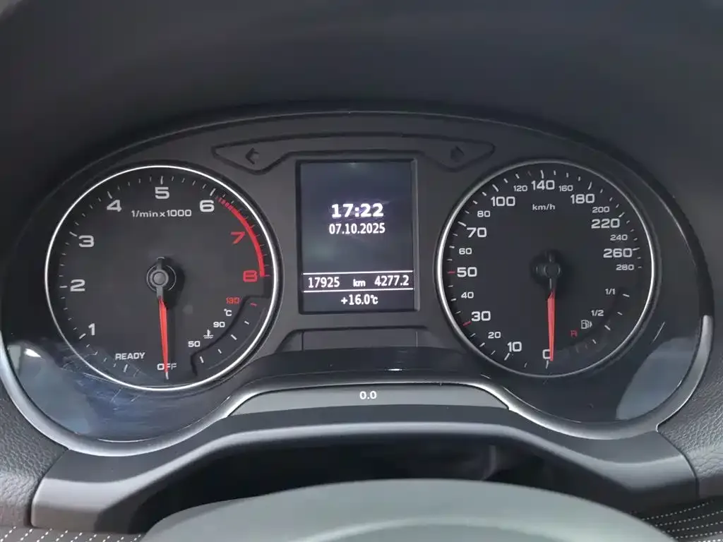 Audi Q2L 2023 из CN, фото 9