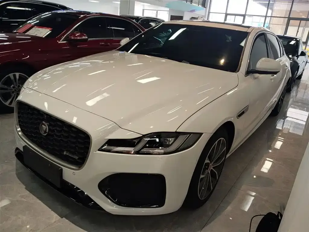 Jaguar XFL 2022 из CN, фото 10