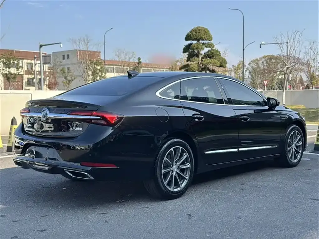 Buick LaCrosse 2022 из CN, фото 3