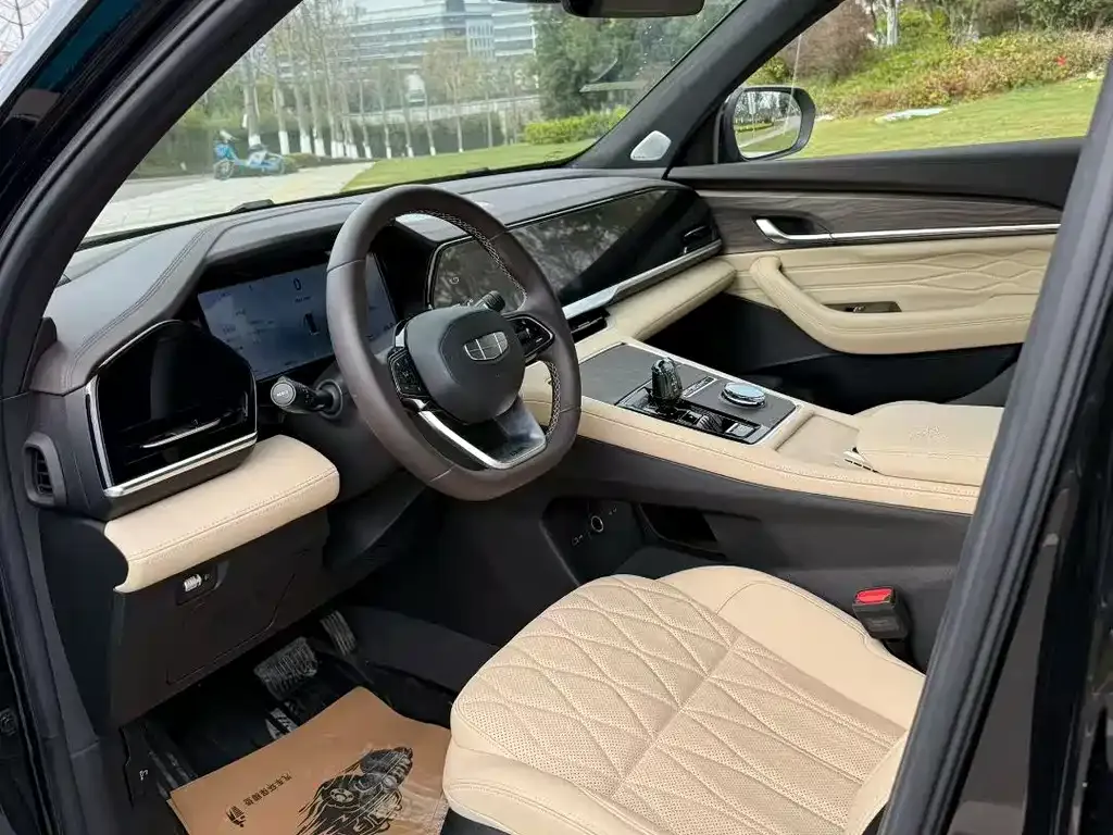 Geely Xingyue L 2025 из CN, фото 2
