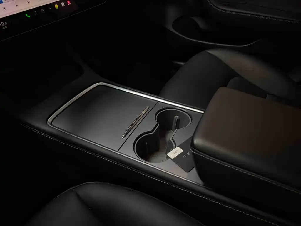 Tesla Model 3 2022 из CN, фото 2