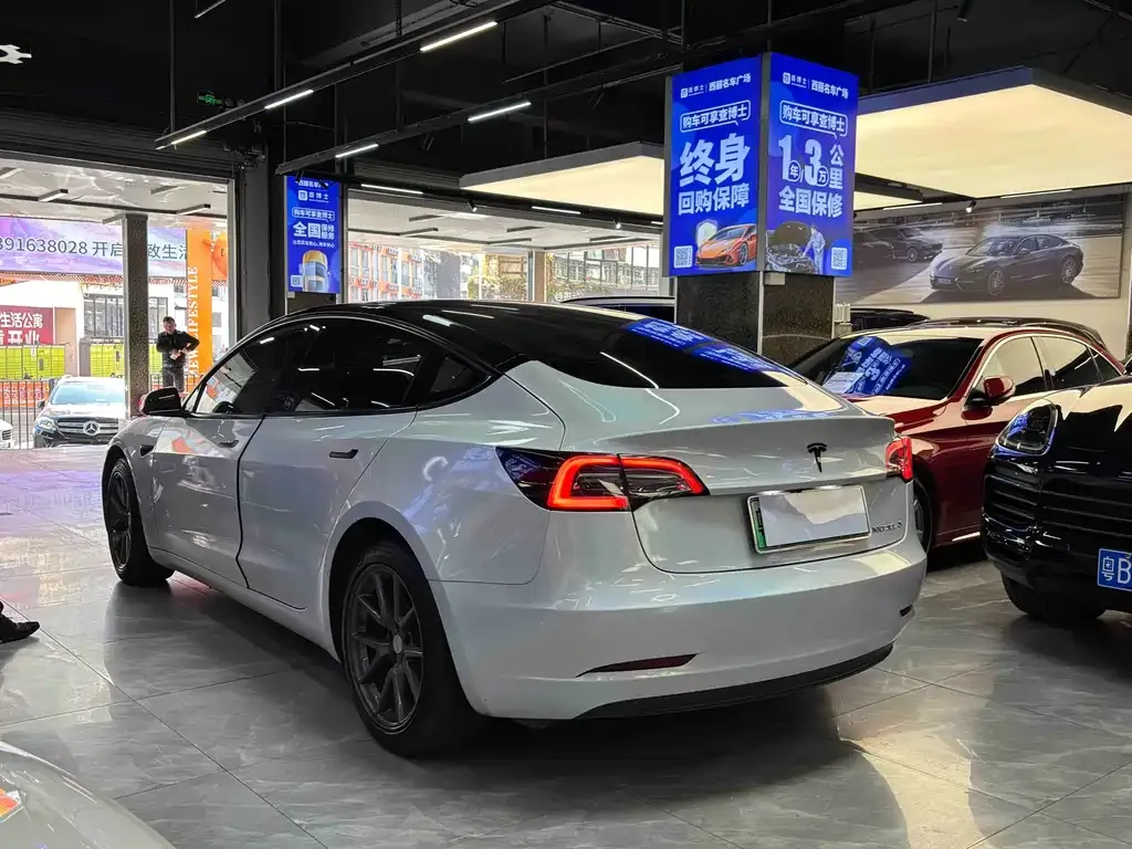Tesla Model 3 2022 из CN, фото 8