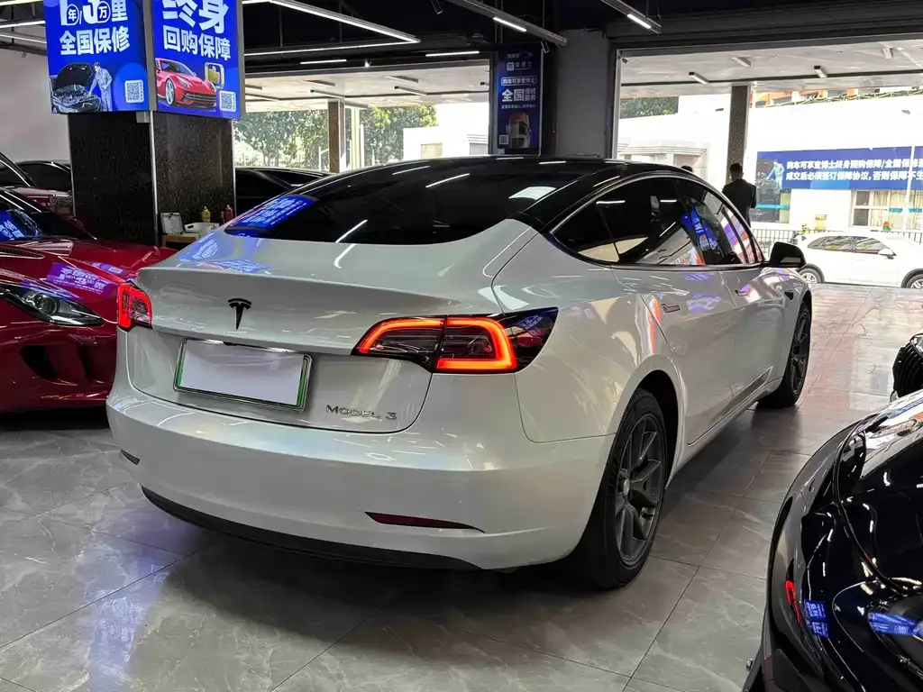 Tesla Model 3 2022 из CN, фото 4