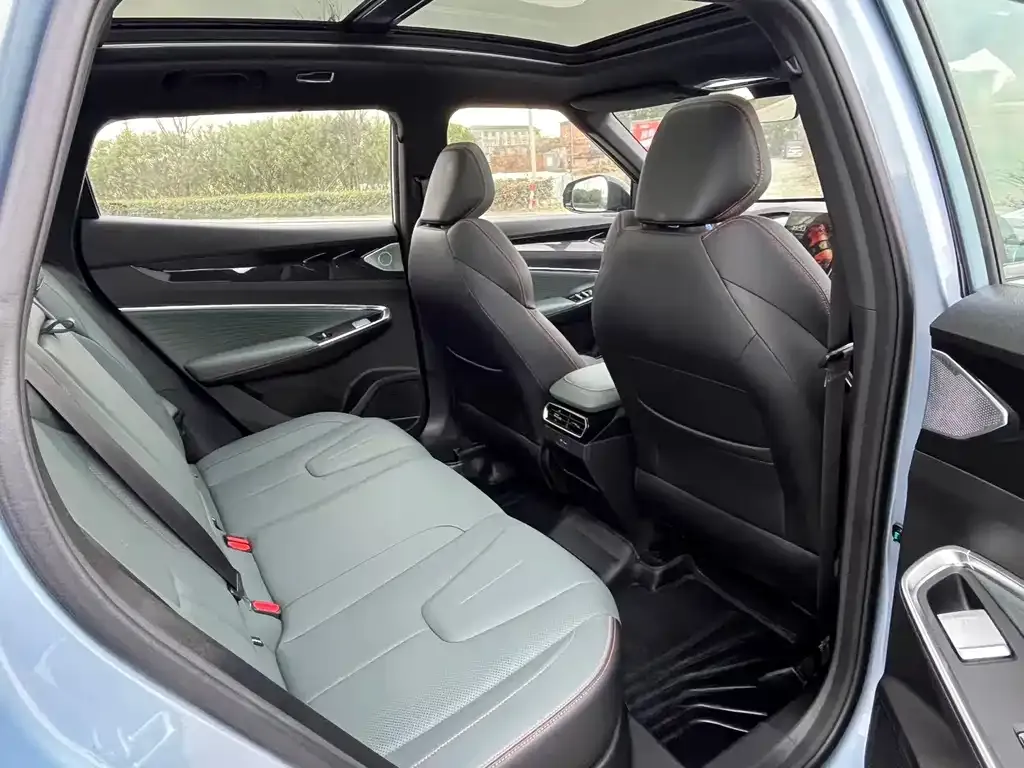Geely Boyue 2024 из CN, фото 10