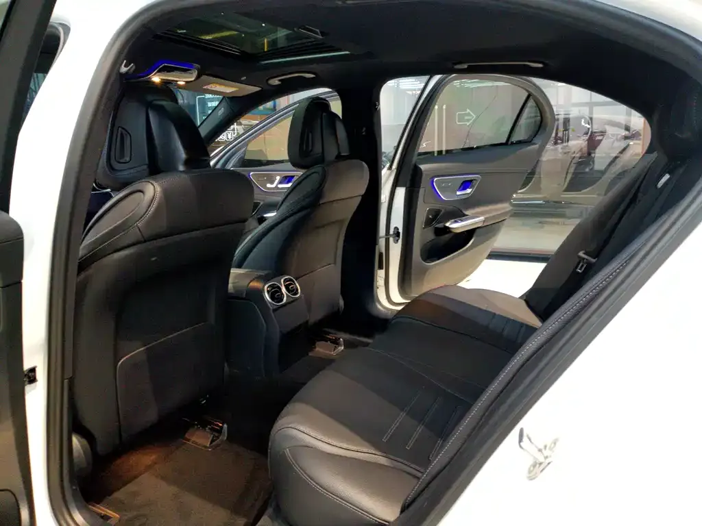 Mercedes-Benz C-Class 2023 из CN, фото 7