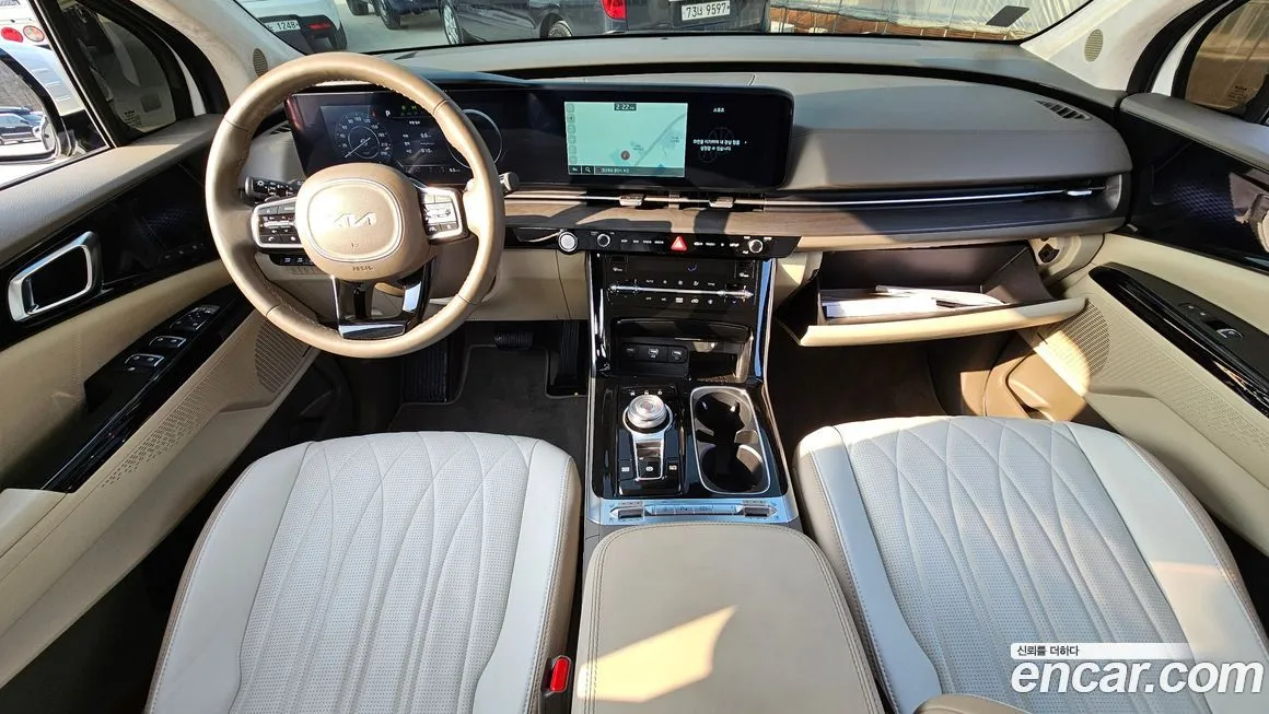 Kia Carnival — фото 10