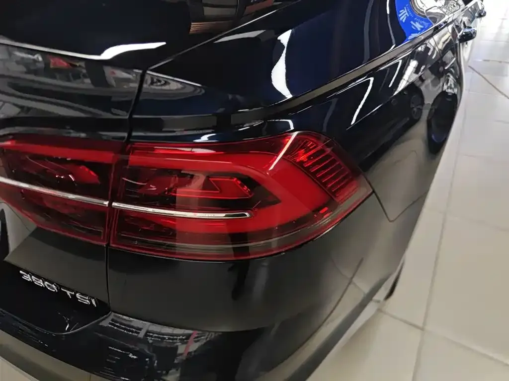 Volkswagen Phideon 2021 из CN, фото 2