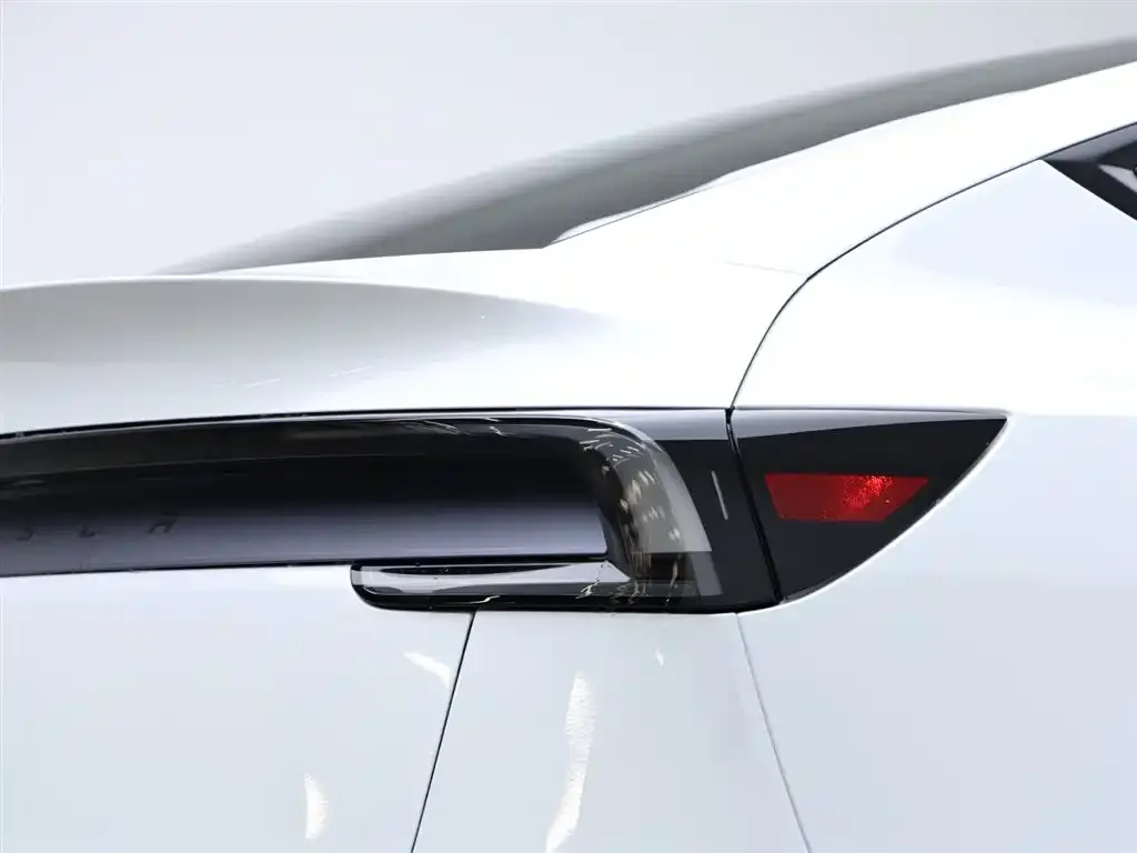 Tesla Model Y 2025 из CN, фото 6