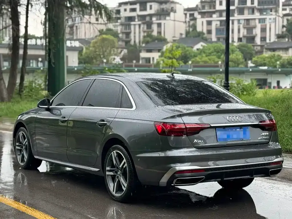 Audi A4L — фото 3