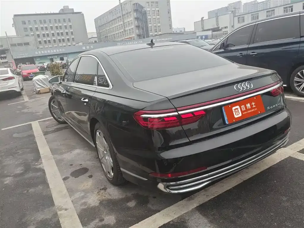 Audi A8 2025 из CN, фото 9