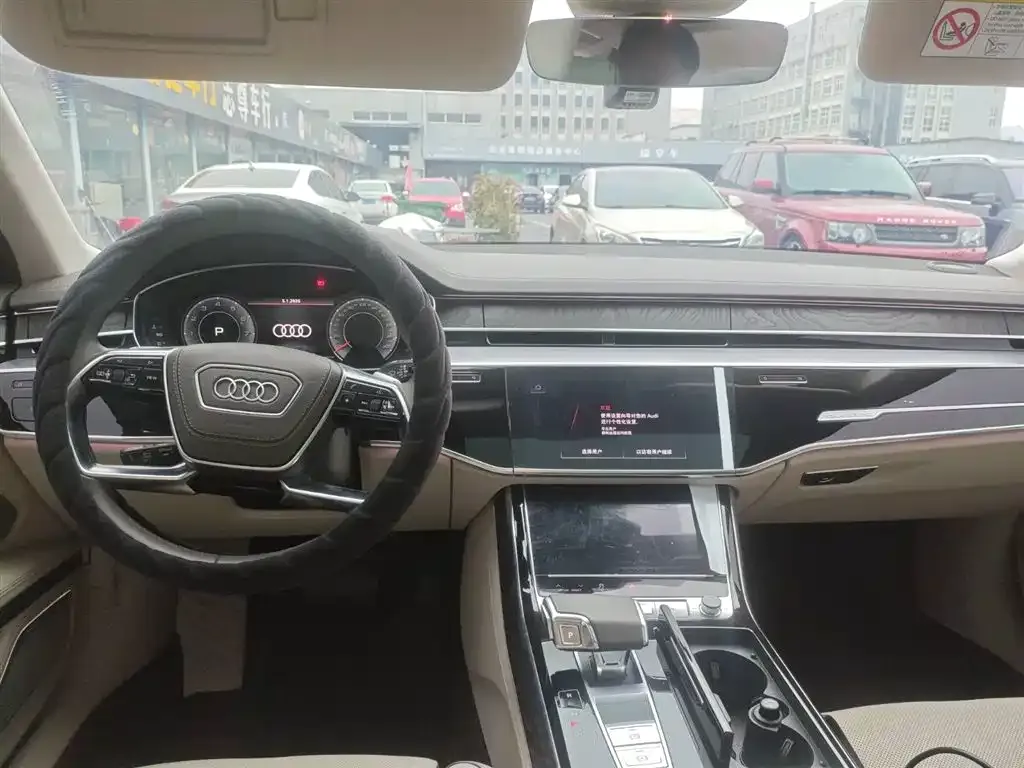 Audi A8 2025 из CN, фото 2