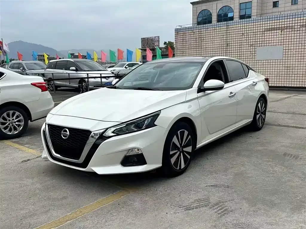 Nissan Teana 2022 из CN, фото 1