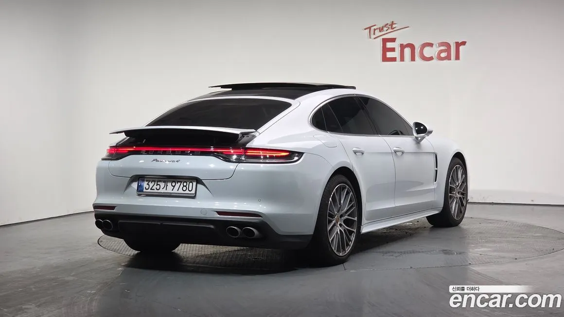 Porsche Panamera 2023 из KR, фото 2