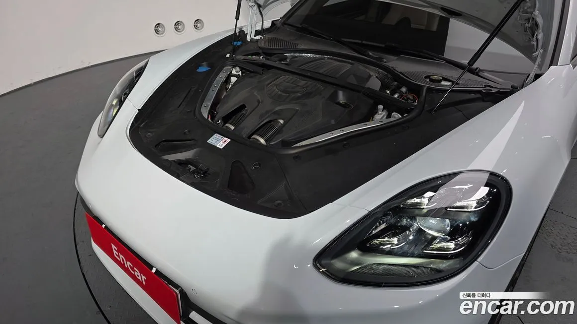 Porsche Panamera 2023 из KR, фото 4