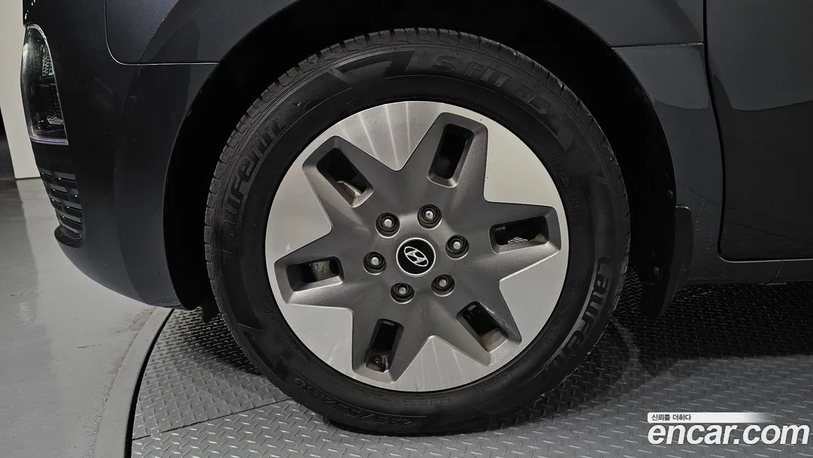 Hyundai Staria 2023 из KR, фото 4