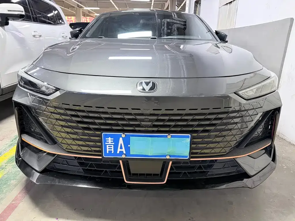Changan UNI-V 2023 из CN, фото 2