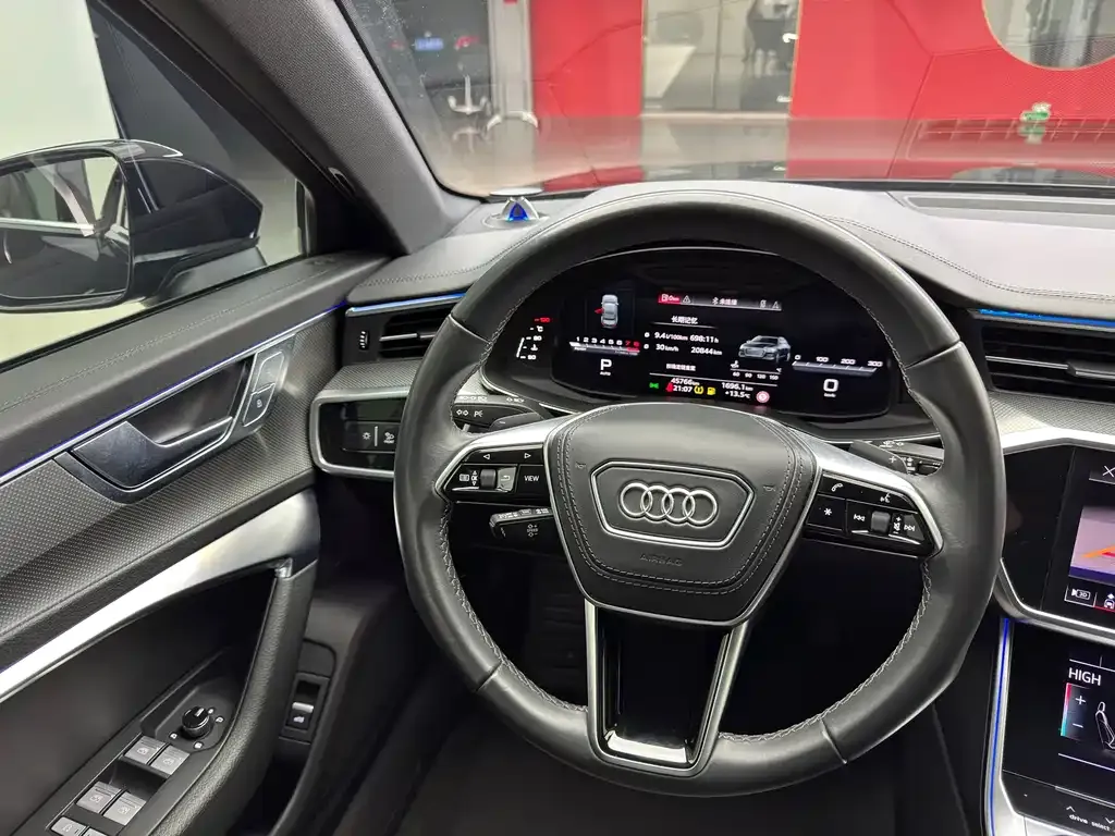 Audi A6L 2023 из CN, фото 8